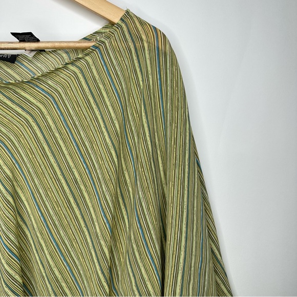SOLD! New York & Company Striped Green Brown Flare Sleeve Blouse L #X0927 - Picture 11 of 15